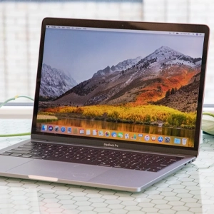MACBOOK PRO A1706